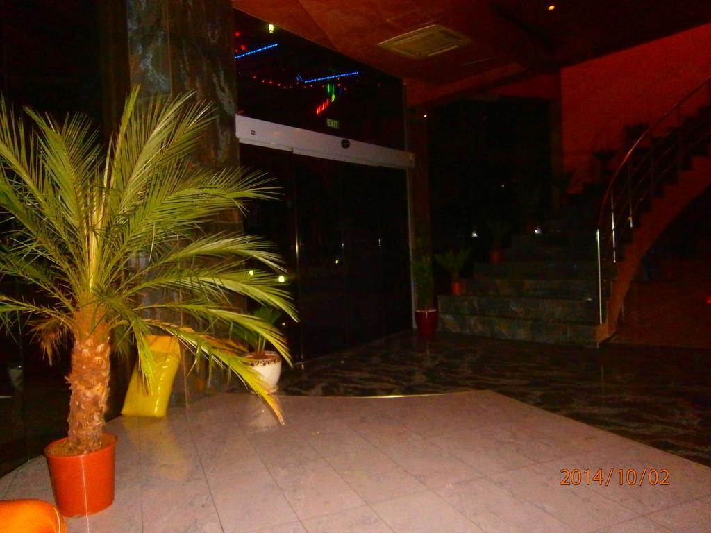 Hotel Cabana SPA&Relax Bar Plovdiv Bagian luar foto