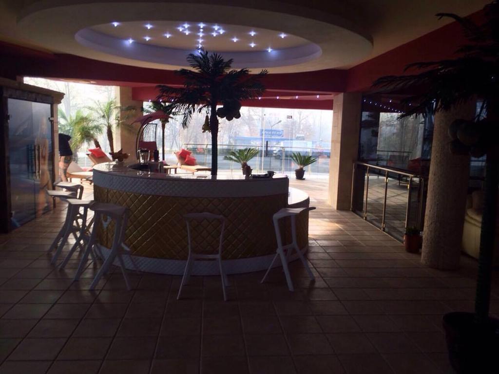Hotel Cabana SPA&Relax Bar Plovdiv Bagian luar foto